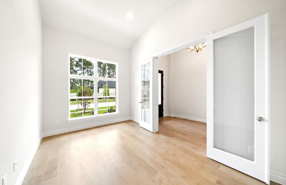 Spacious, unfurnished interior of a new home in , Magnolia (Image 28).