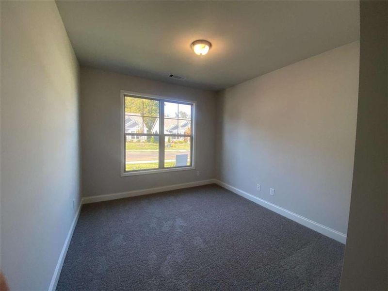 Spacious, unfurnished interior of a new home in , Jefferson (Image 17).