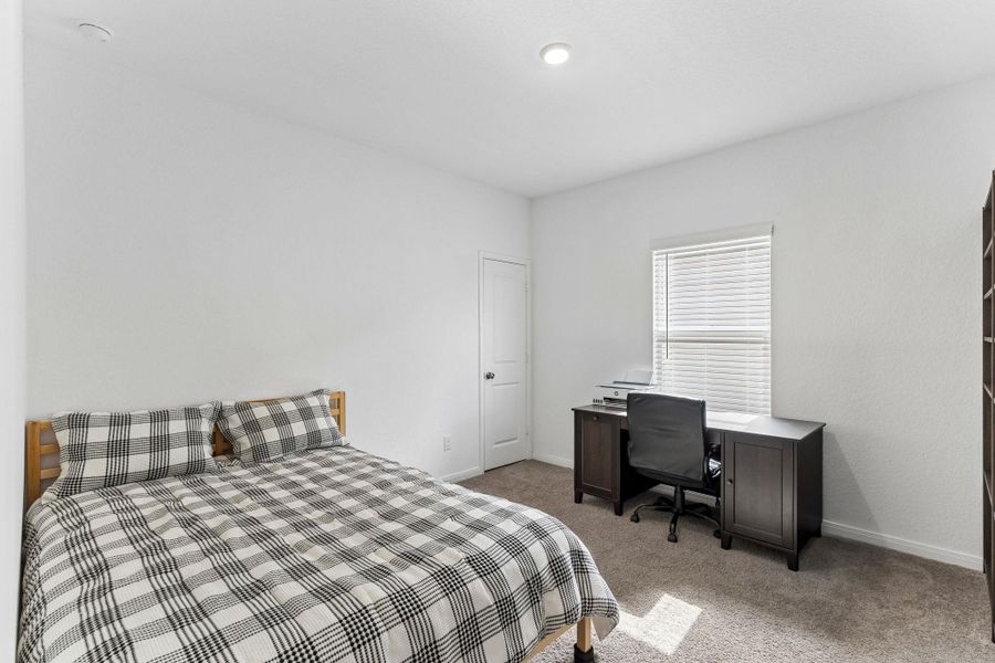 Furnished interior view inside a new home in Cordova Crossing, Seguin (Image 10).