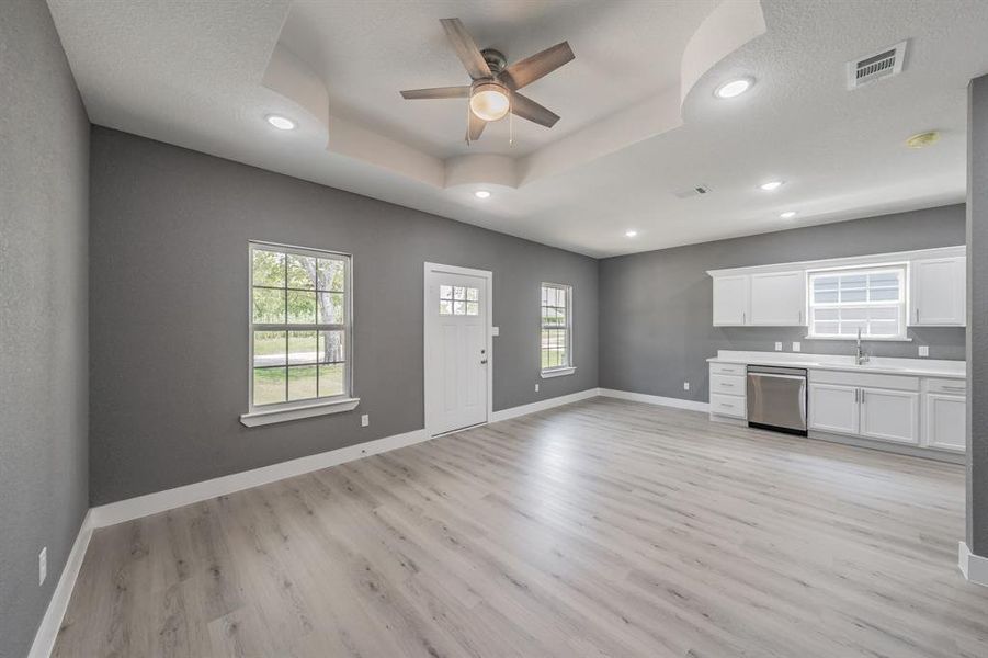 Spacious, unfurnished interior of a new home in , Hillsboro (Image 32).