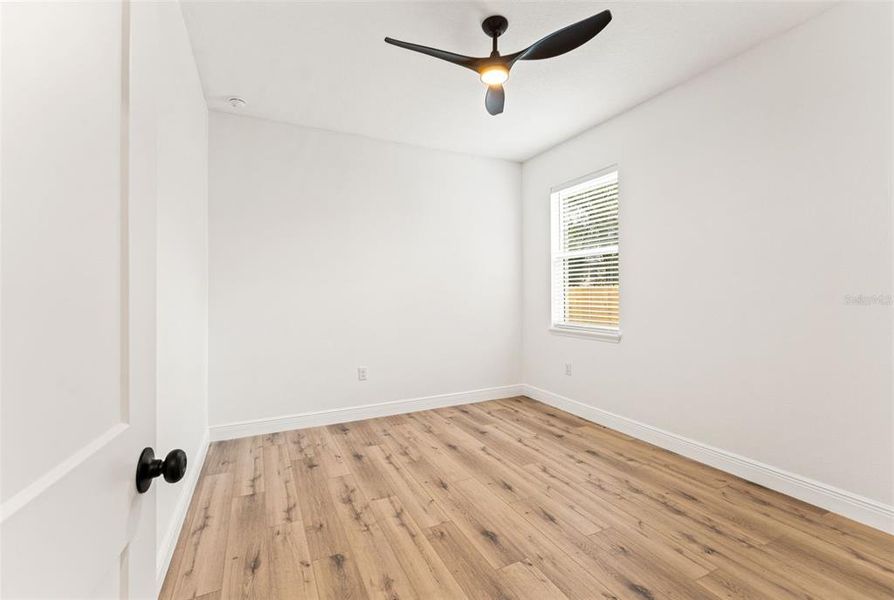 Spacious, unfurnished interior of a new home in , Tampa (Image 37).