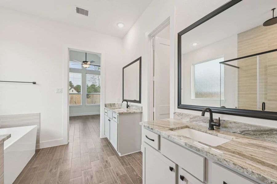Furnished interior view inside a new home in Kresston, Montgomery (Image 7).