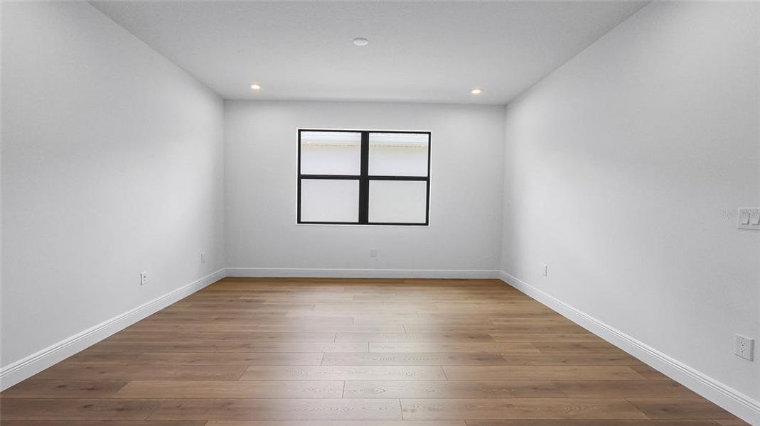 Spacious, unfurnished interior of a new home in Woodland Preserve, Parrish (Image 38).