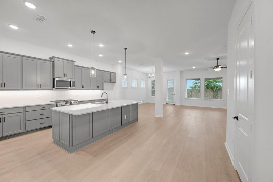 Furnished interior view inside a new home in Oakwood Estates, Waller (Image 19).