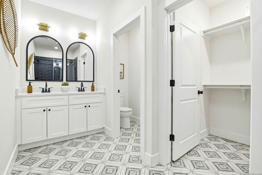 Furnished interior view inside a new home in , San Antonio (Image 10).