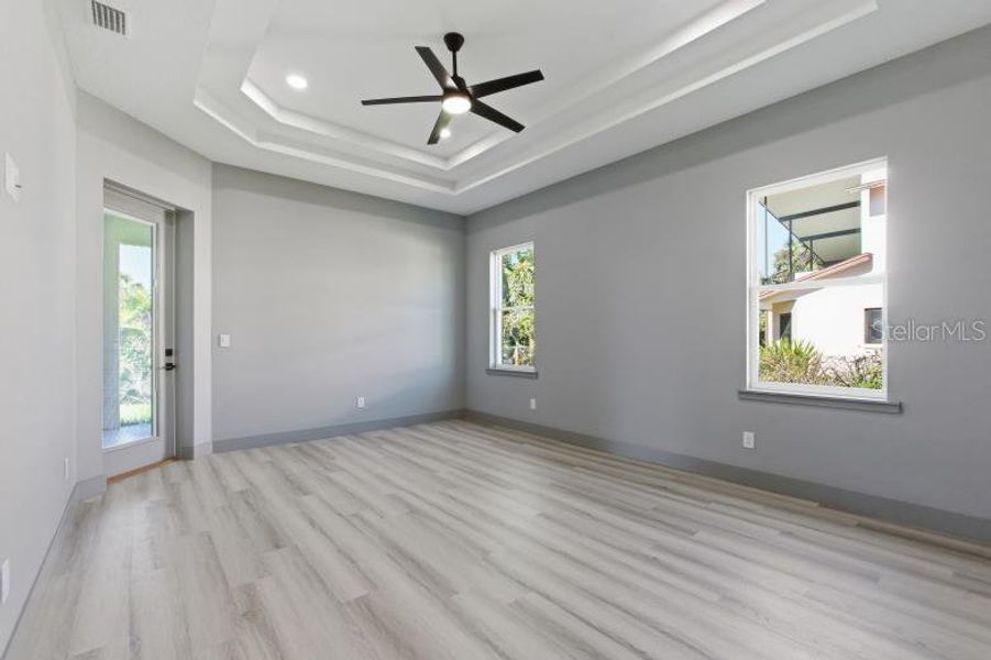 Spacious, unfurnished interior of a new home in , Palm Coast (Image 38).
