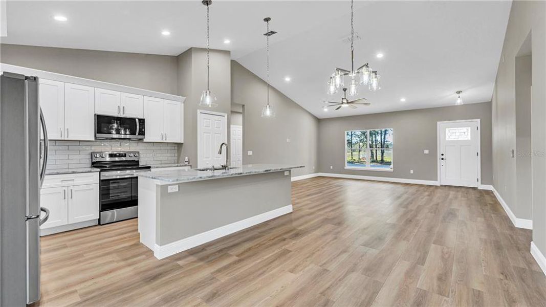 Spacious, unfurnished interior of a new home in , Deltona (Image 22).