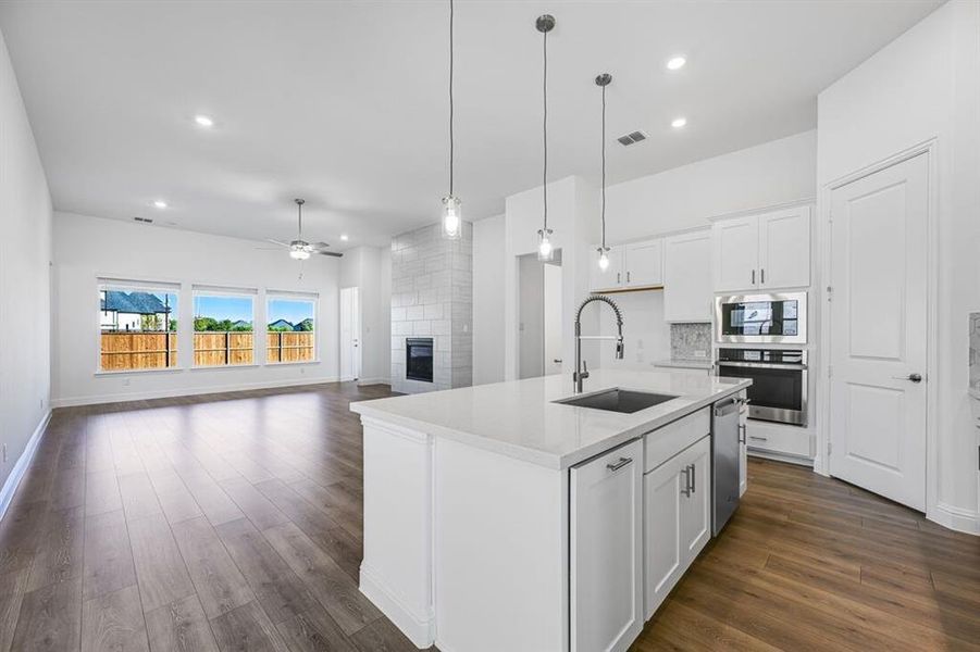 331 Trillium Street ~ Ready Now! 331 Trillium Street ~ Ready Now!