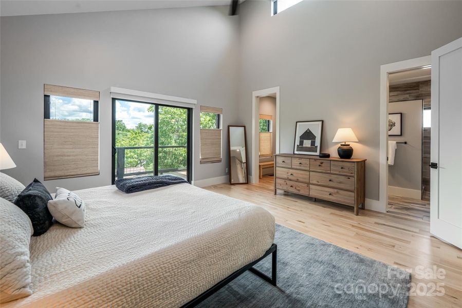 Furnished interior view inside a new home in , Asheville (Image 17).