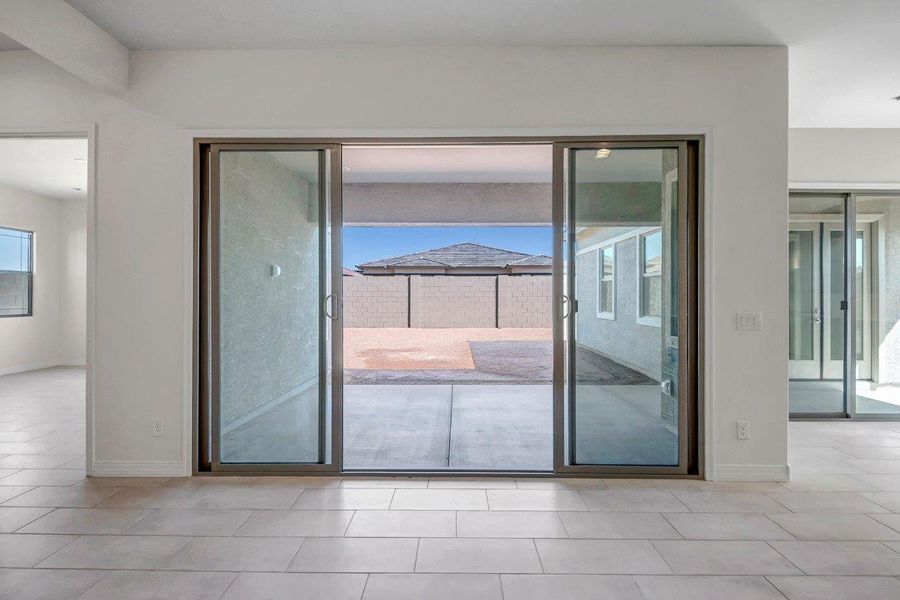 Spacious, unfurnished interior of a new home in Palo Verde at North Creek, Queen Creek (Image 20).