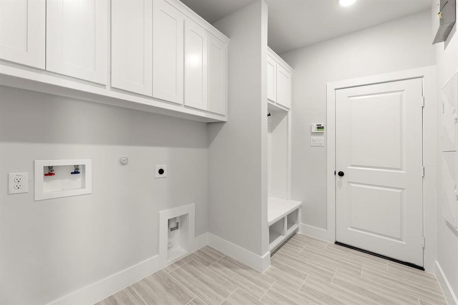 23_24. 8513 Cross Timber - Utility