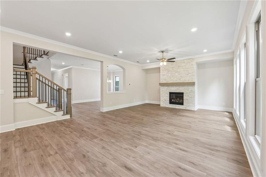 Spacious, unfurnished interior of a new home in Waterhaven, Cumming (Image 39).
