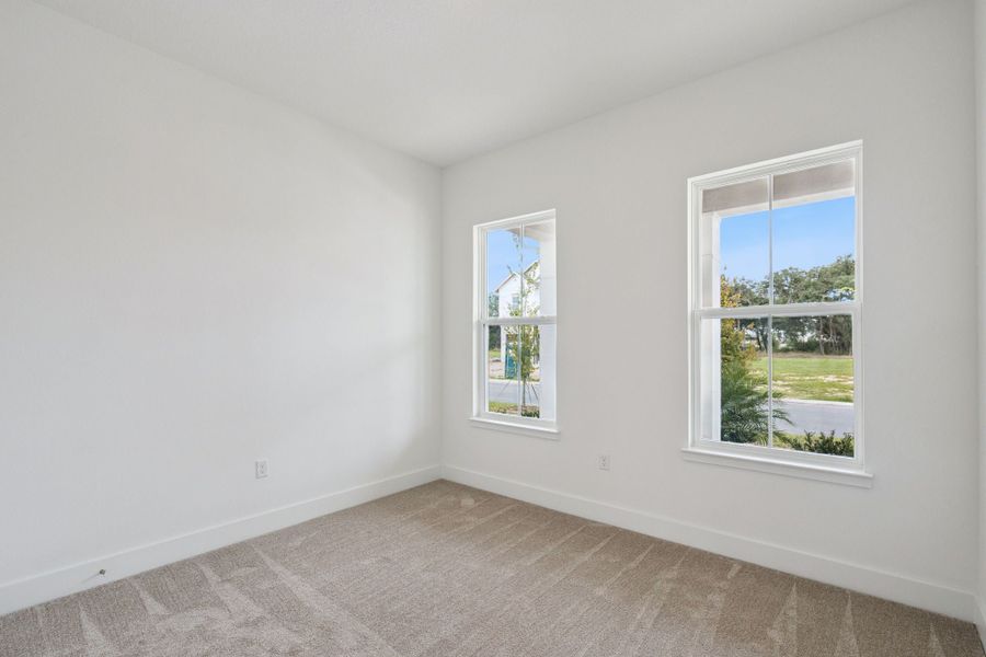 Spacious, unfurnished interior of a new home in Northlake at Ovation, Winter Garden (Image 18).