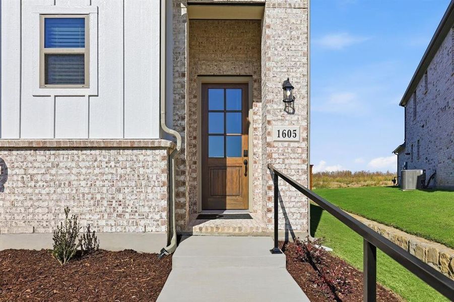 1605 Barnwood ~ Ready Now 1605 Barnwood ~ Ready Now