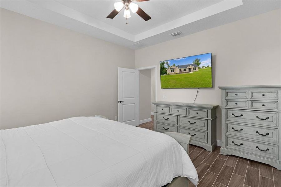 Furnished interior view inside a new home in , Ocala (Image 18).