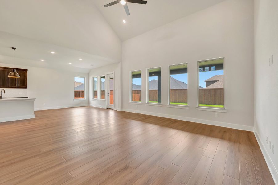 Spacious, unfurnished interior of a new home in Bridgewater, Midlothian (Image 17).