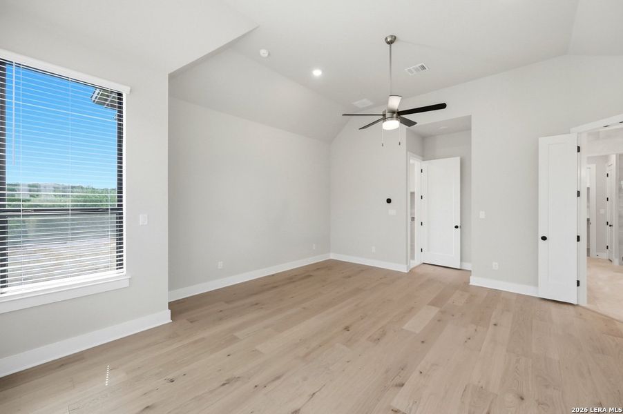 Spacious, unfurnished interior of a new home in La Cima, San Marcos (Image 29). Spacious, unfurnished interior of a new home in La Cima, San Marcos (Image 29).