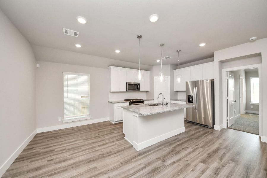 Furnished interior view inside a new home in Sorella: Signature Collection, Tomball (Image 17).