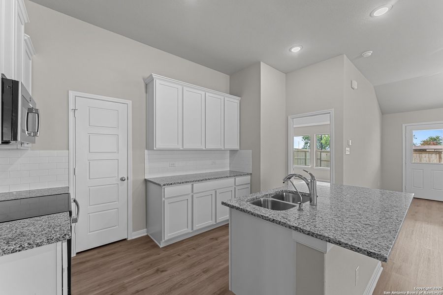 Furnished interior view inside a new home in Meadows at Clear Springs, New Braunfels (Image 10). Furnished interior view inside a new home in Meadows at Clear Springs, New Braunfels (Image 10).