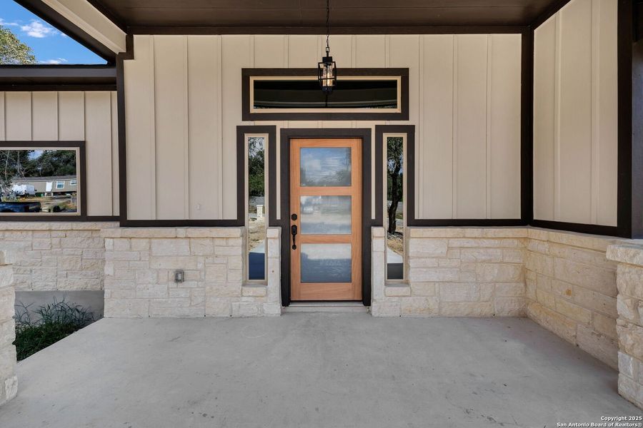 Image 43 of a home in .