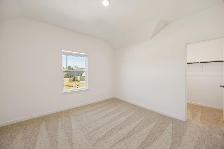 Spacious, unfurnished interior of a new home in Montgomery Bend, Montgomery (Image 27).