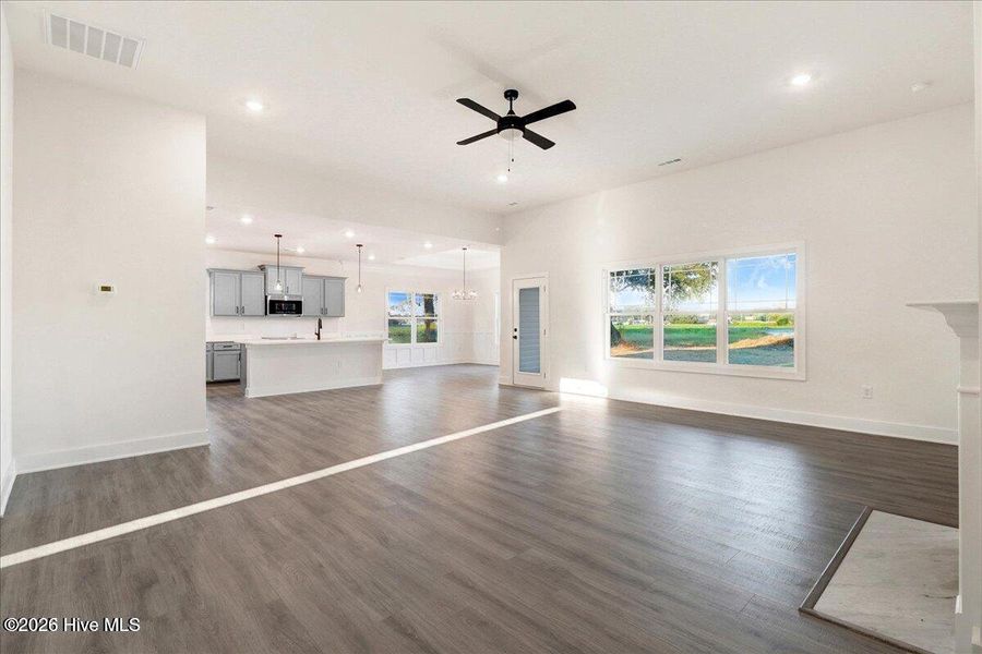 Spacious, unfurnished interior of a new home in Wood Creek, Leland (Image 16).