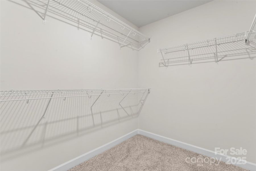 Spacious, unfurnished interior of a new home in Henderson Manor, Charlotte (Image 19).