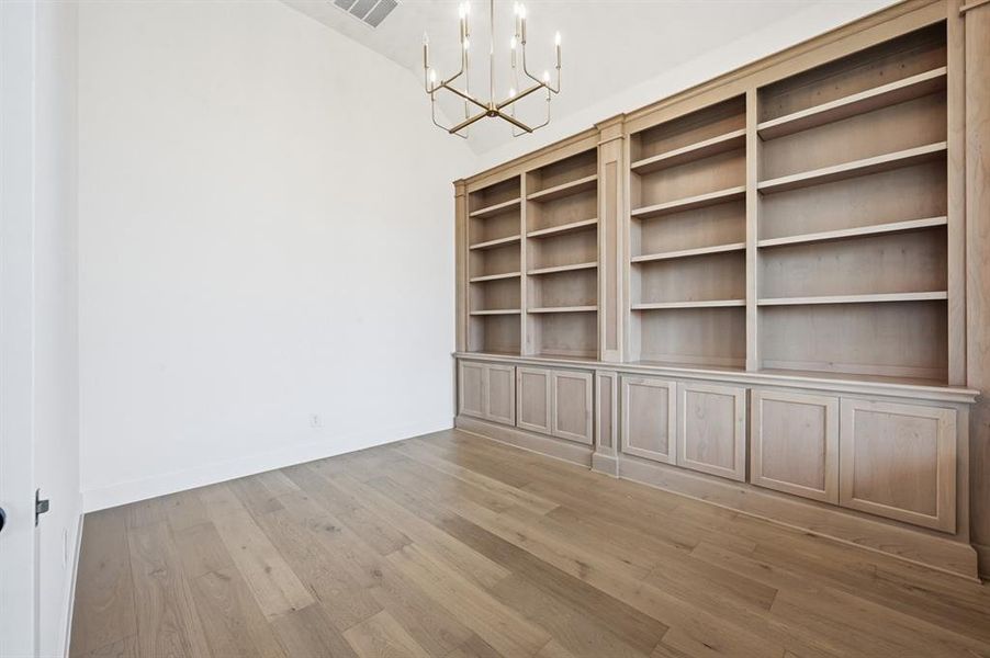 Spacious, unfurnished interior of a new home in Mustang Lakes, Celina (Image 20). Spacious, unfurnished interior of a new home in Mustang Lakes, Celina (Image 20).