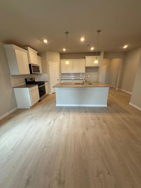 Spacious, unfurnished interior of a new home in Southern Pointe, College Station (Image 16).