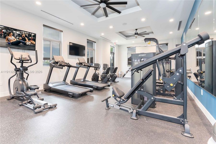 Community amenities in , Miami (Image 36).