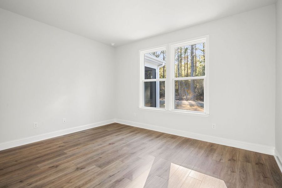Spacious, unfurnished interior of a new home in Sun City Hilton Head, Bluffton (Image 14).