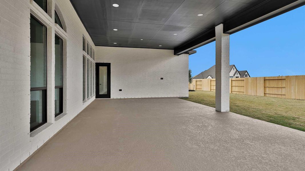 Exterior details and patio area of a home in Valencia 70', Manvel (Image 2). Exterior details and patio area of a home in Valencia 70', Manvel (Image 2).