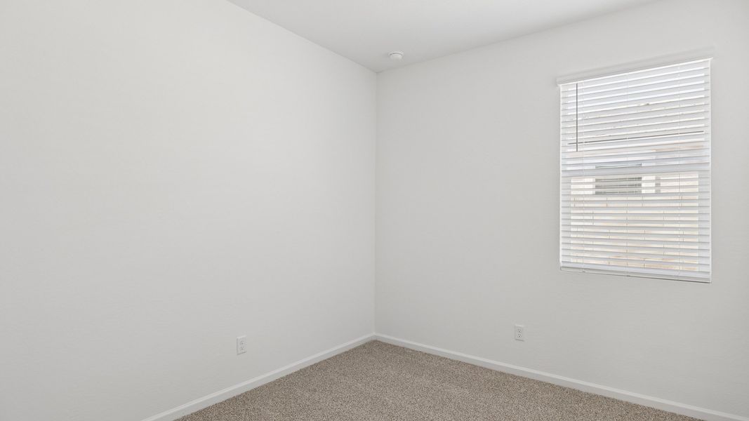 Spacious, unfurnished interior of a new home in Copper Falls, Buckeye (Image 19).