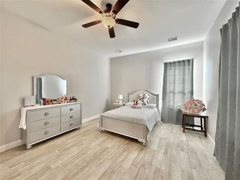 Furnished interior view inside a new home in , Terrell (Image 11).