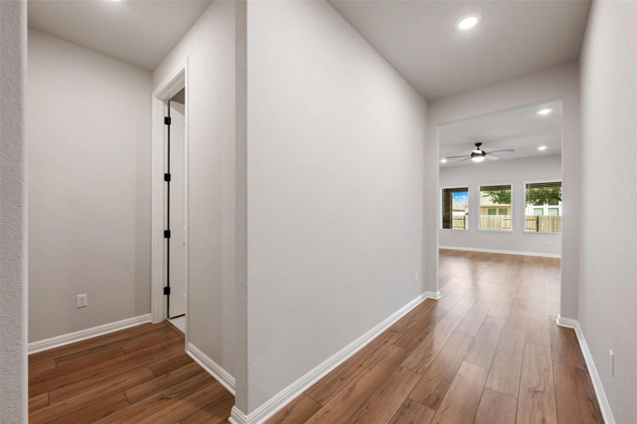 Spacious, unfurnished interior of a new home in Anthem, Kyle (Image 21). Spacious, unfurnished interior of a new home in Anthem, Kyle (Image 21).