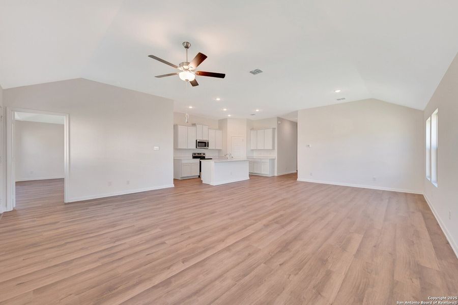 Spacious, unfurnished interior of a new home in Greenspoint Heights, Seguin (Image 36). Spacious, unfurnished interior of a new home in Greenspoint Heights, Seguin (Image 36).