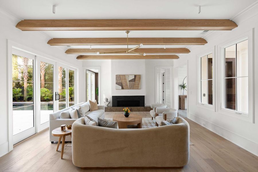 Community amenities in , Mount Pleasant (Image 50).