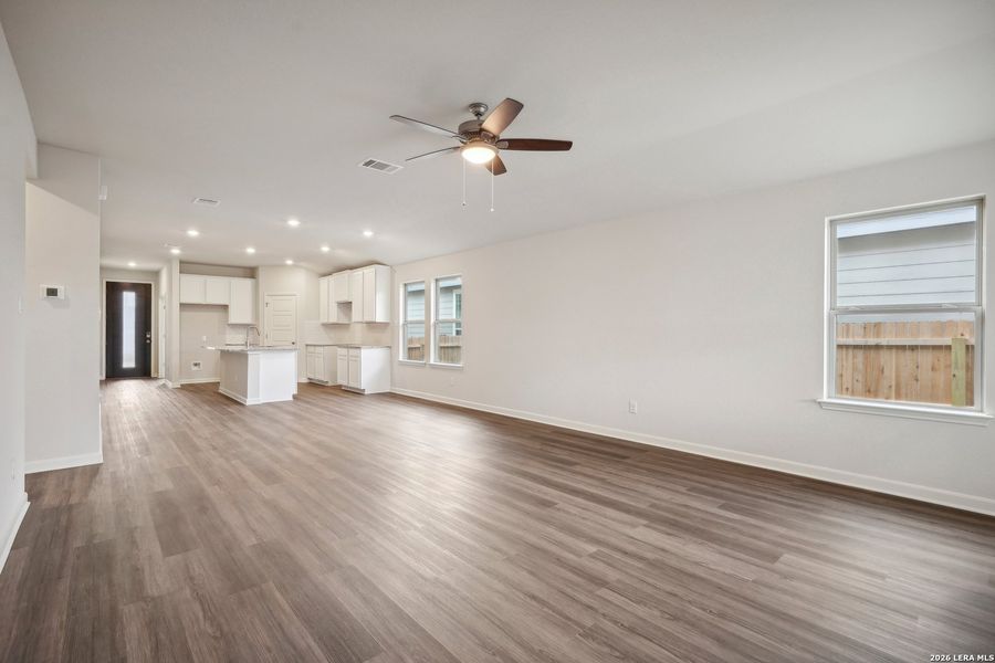 Spacious, unfurnished interior of a new home in Catalina, Converse (Image 32). Spacious, unfurnished interior of a new home in Catalina, Converse (Image 32).