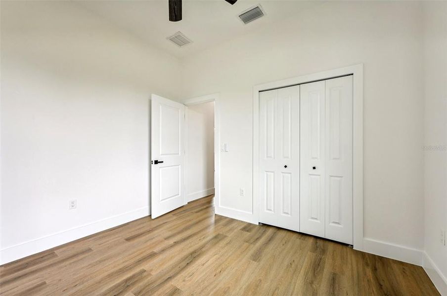 Spacious, unfurnished interior of a new home in , North Port (Image 39).
