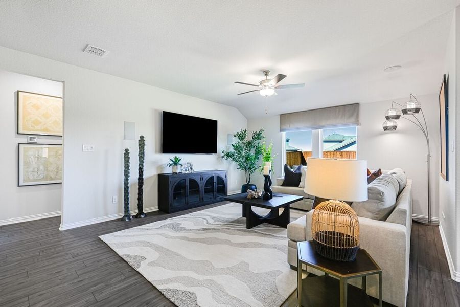 Furnished interior view inside a new home in River Ridge, Crandall (Image 8).
