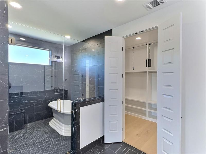 Furnished interior view inside a new home in , Fort Worth (Image 5). Furnished interior view inside a new home in , Fort Worth (Image 5).