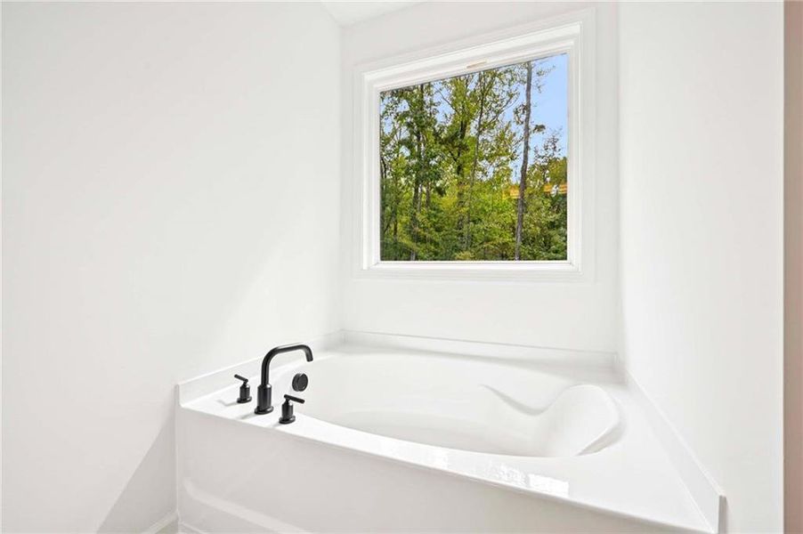 Close-up of interior finishes inside a home in Creekside, Dawsonville (Image 17). Close-up of interior finishes inside a home in Creekside, Dawsonville (Image 17).