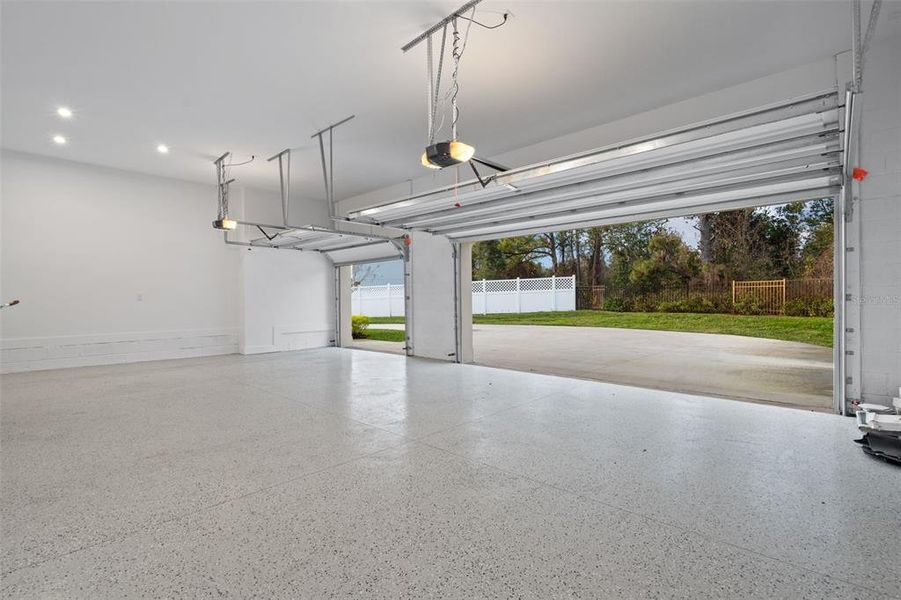 Spacious, unfurnished interior of a new home in Celebration - Island Village, Celebration (Image 27).