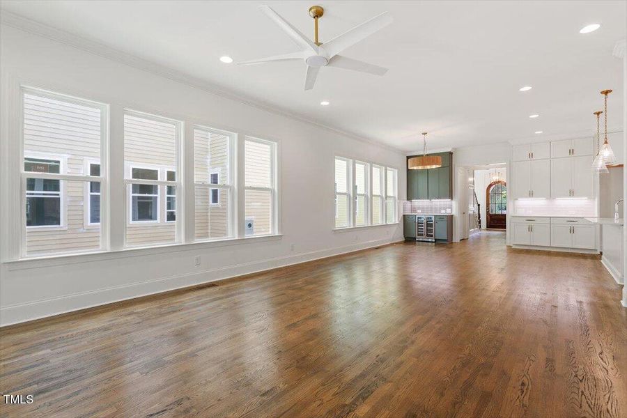 15-3302.5 Hall Place [2153293]_15