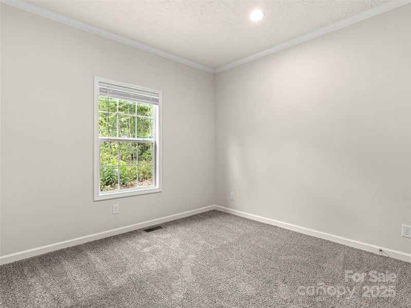 Spacious, unfurnished interior of a new home in , Hendersonville (Image 26).