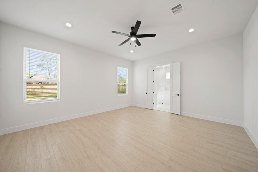 Spacious, unfurnished interior of a new home in Butlers Bend Estates, Pinehurst (Image 14). Spacious, unfurnished interior of a new home in Butlers Bend Estates, Pinehurst (Image 14).
