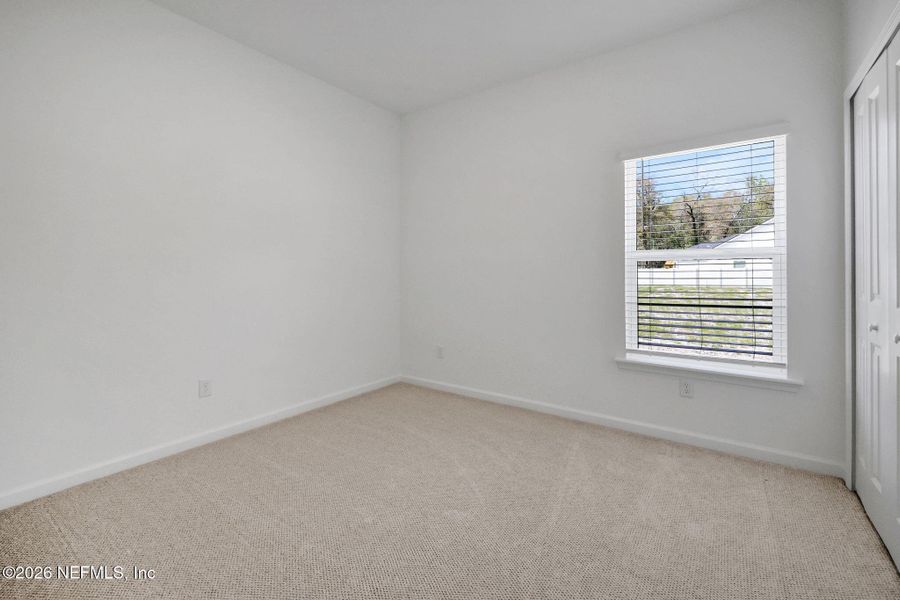 Spacious, unfurnished interior of a new home in Jennings Farm, Middleburg (Image 44).