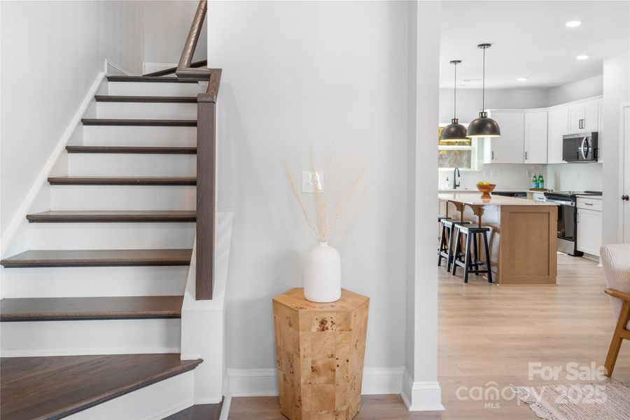 Image 36 of a home in .