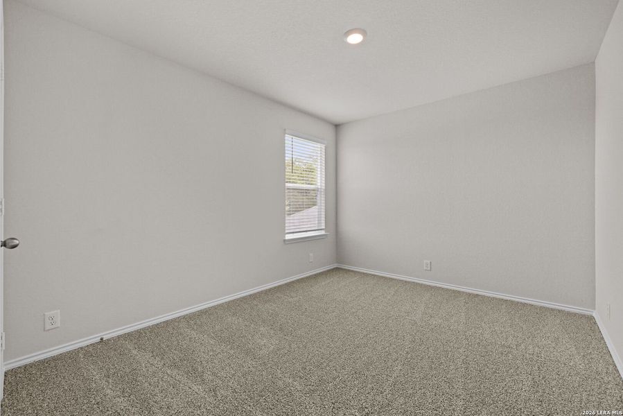 Spacious, unfurnished interior of a new home in Redbird Ranch, San Antonio (Image 13).