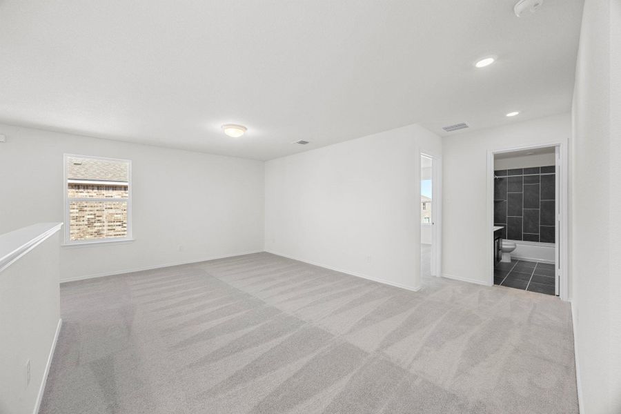 Spacious, unfurnished interior of a new home in Salerno - Heritage Collection, Round Rock (Image 35). Spacious, unfurnished interior of a new home in Salerno - Heritage Collection, Round Rock (Image 35).